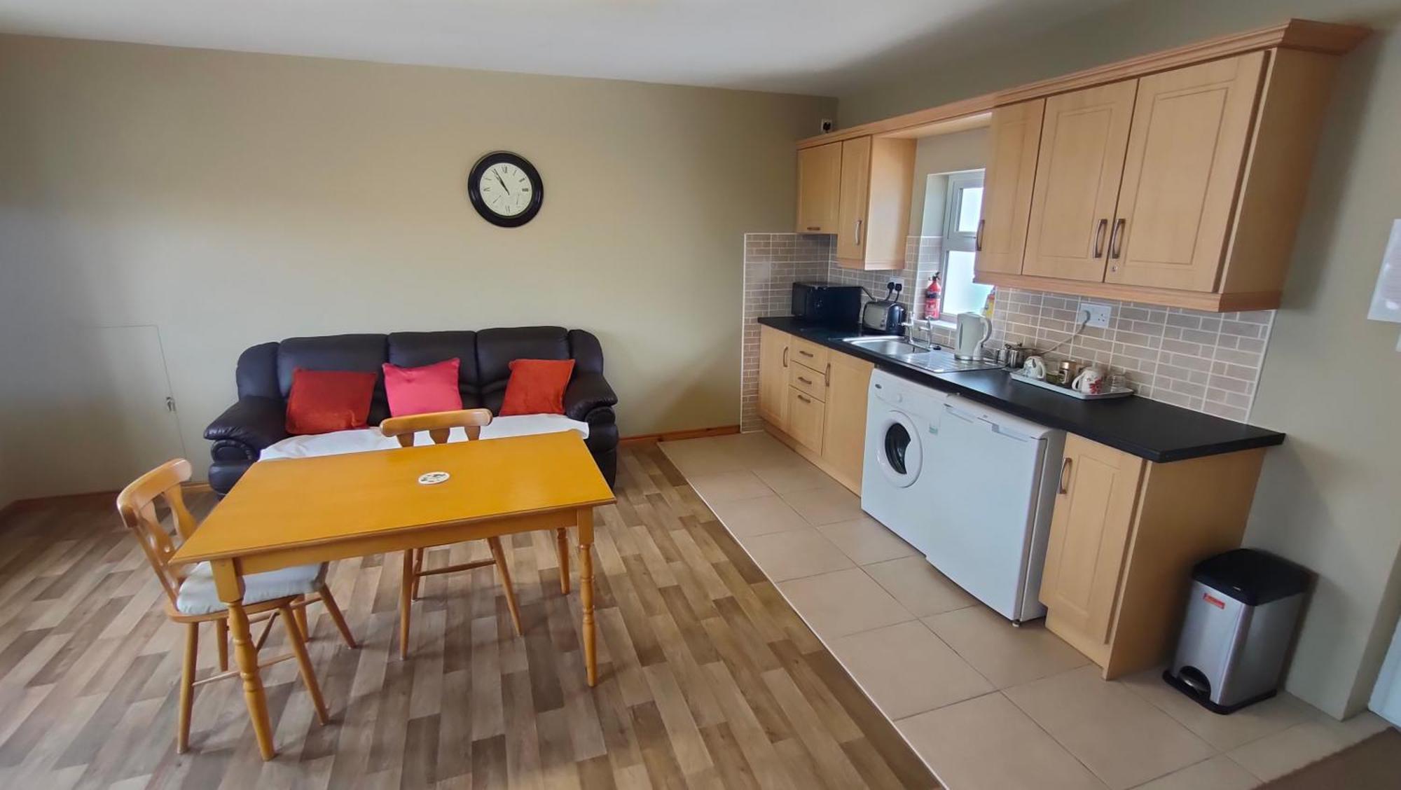 Danubio Guest Accommodation Doonbeg Exterior foto